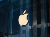 Tech Tremors: Apple Shares PLUNGE After Surprise AI Acquisition Report – What Wall Street Isn’t Telling You!