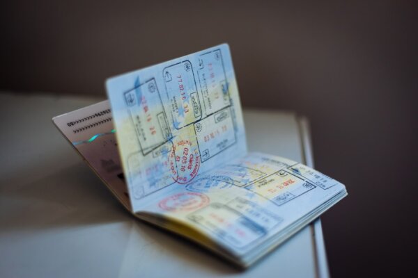 Green Card Gridlock & H1B Hurdles: Navigating America’s Shifting Immigration Landscape in 2026