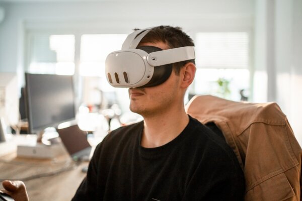 Meta’s Reality Labs Layoffs: Is the Metaverse Dream Fading or Evolving?
