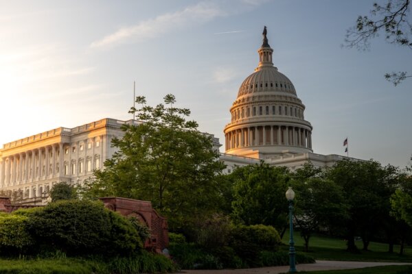 H1B and Green Card Reform: Navigating New Congressional Proposals and Their Impact