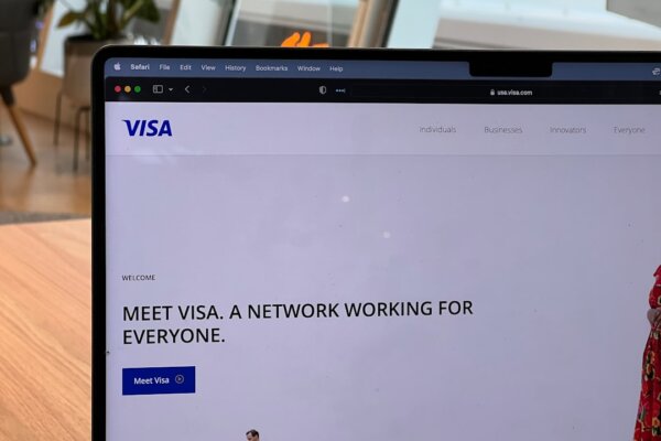 Green Card Avalanche or Desert? Unpacking the Latest Visa Bulletin Shockwaves