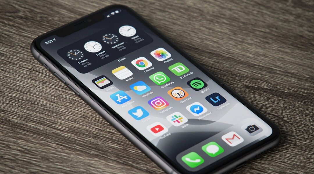 Apple’s Secret Weapon? Leaked Patents Hint at Revolutionary AI Integration for iPhone 17