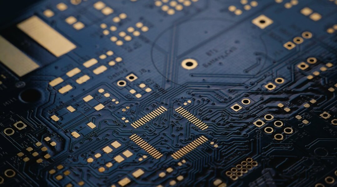 The Great Silicon Shuffle: Intel’s Surprise Comeback Bid and AMD’s AI Ascent – Decoding the Chip War’s Market Impact