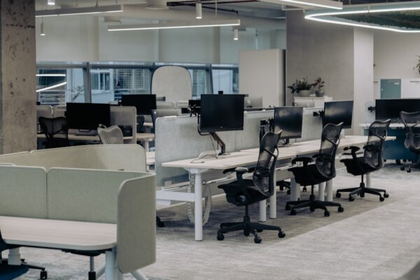 The Great Tech Purge: Thousands Laid Off as Silicon Valley Titans Announce Painful Restructuring