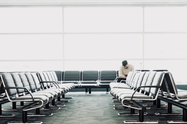 America’s Green Card Crisis: New Data Reveals Alarming Delays for Skilled Workers – Is Your Future on Hold?