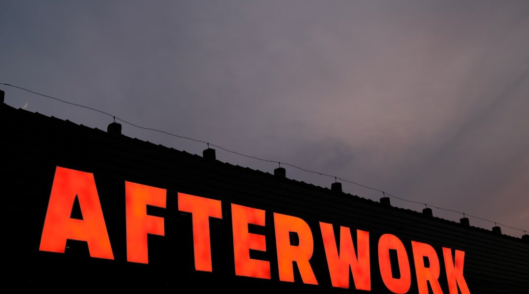 Economic Aftershock: Tech, Manufacturing & Services Rocked by Mass Layoffs in a Single Day