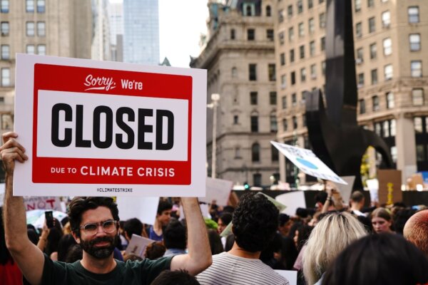 Economic Earthquake: Mass Layoffs Rock Tech, Industrial, and Service Sectors Globally