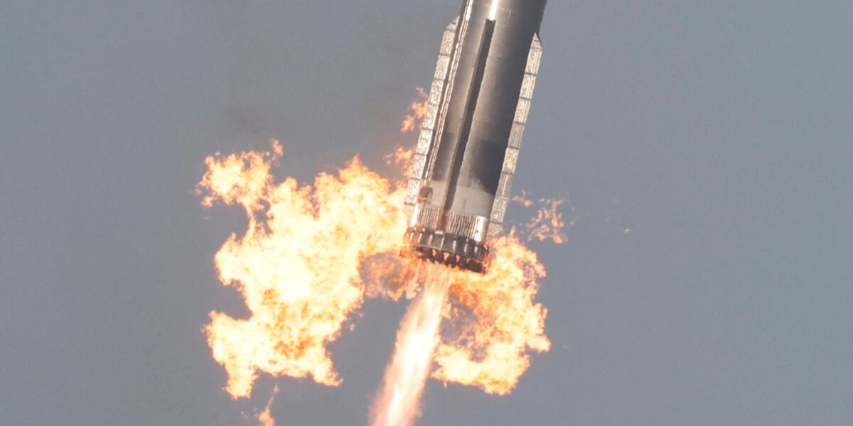 Gravity Takes Hold: Analyzing SpaceX’s Market Correction, Valuation, and the Looming Lock-Up Expiry